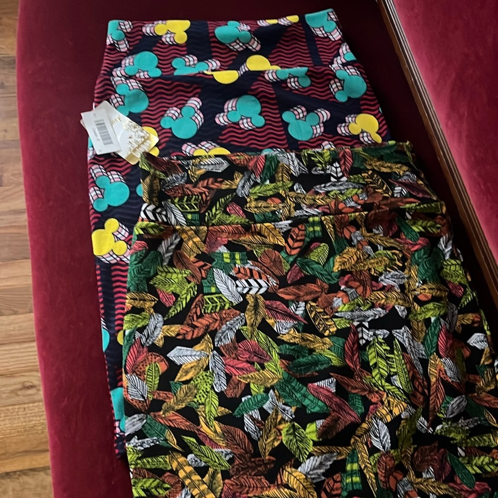 LuLa Roe Mickey & Multicolor Feather Pencil Skirts- Size S- Mickey Skirt New